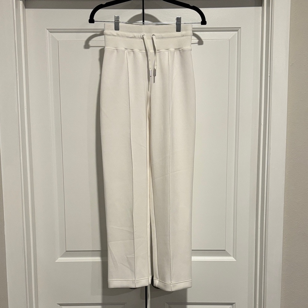 SPANX AirEssentials Straight Leg Pin Tuck Pants